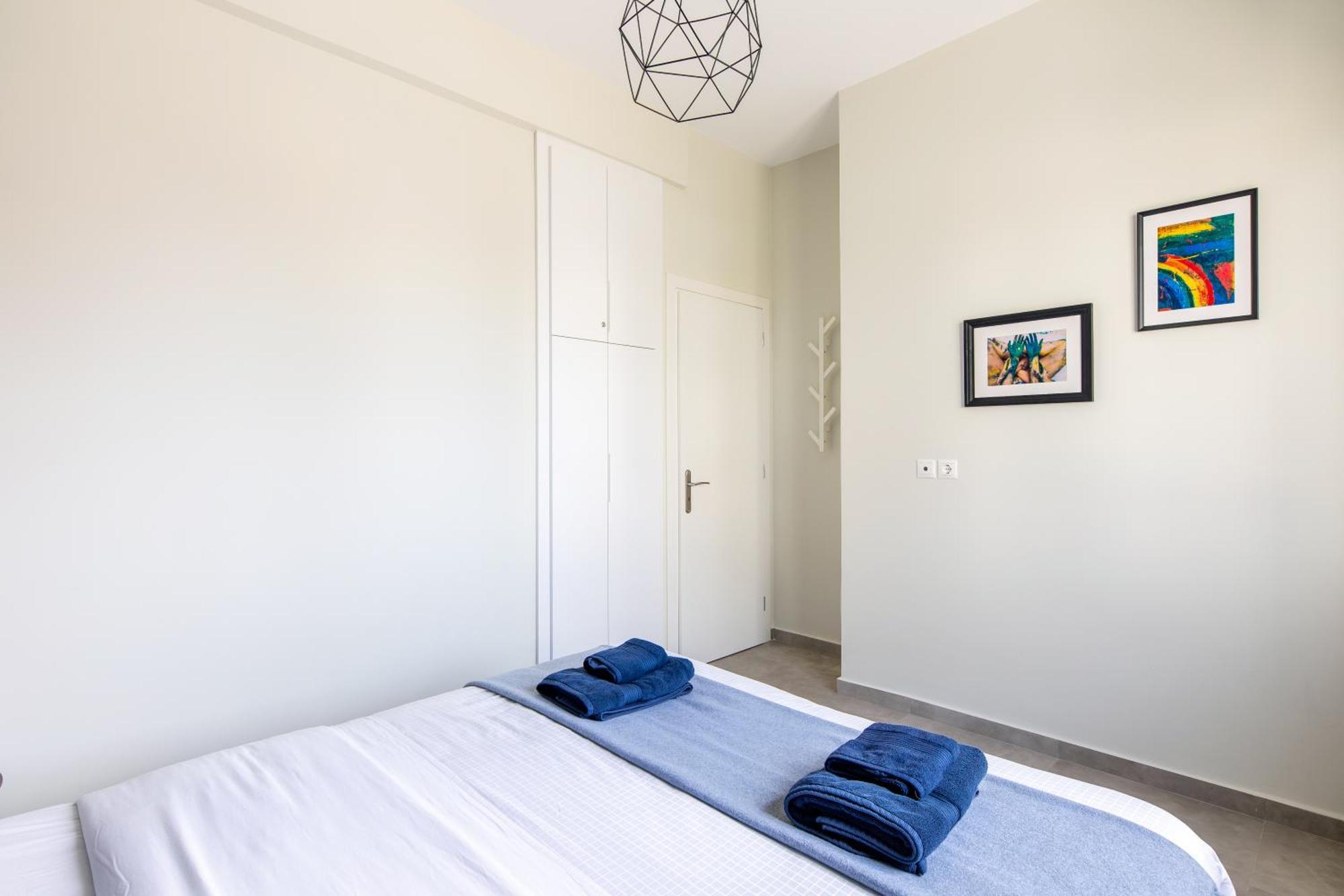 Tranquil Center Apartment