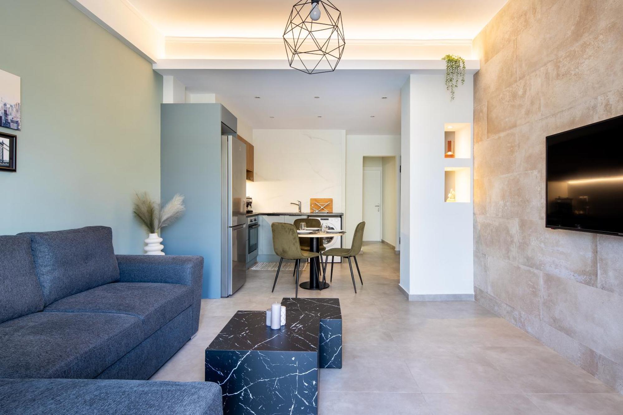 Tranquil Center Apartment *