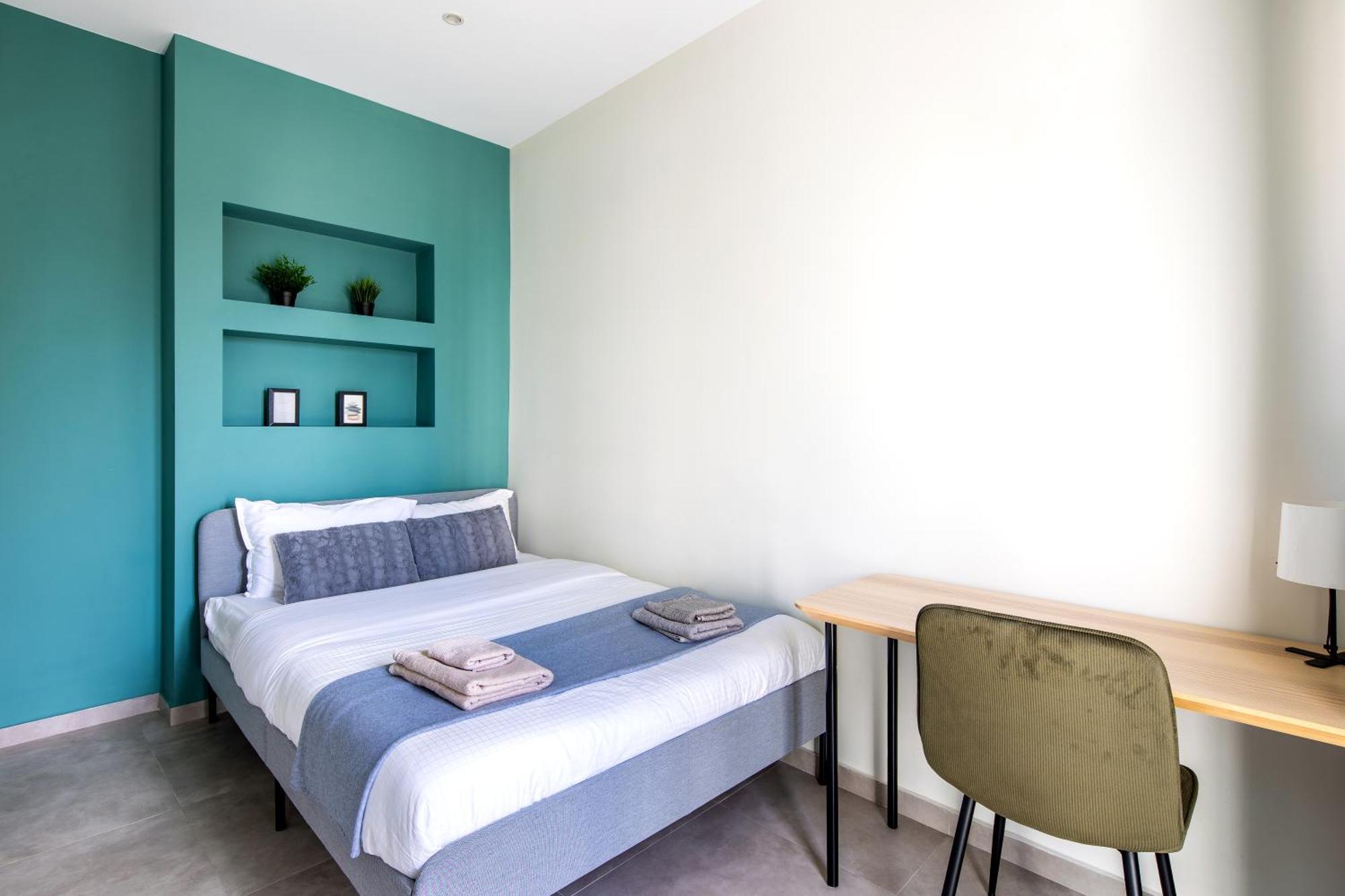 Tranquil Center Apartment *